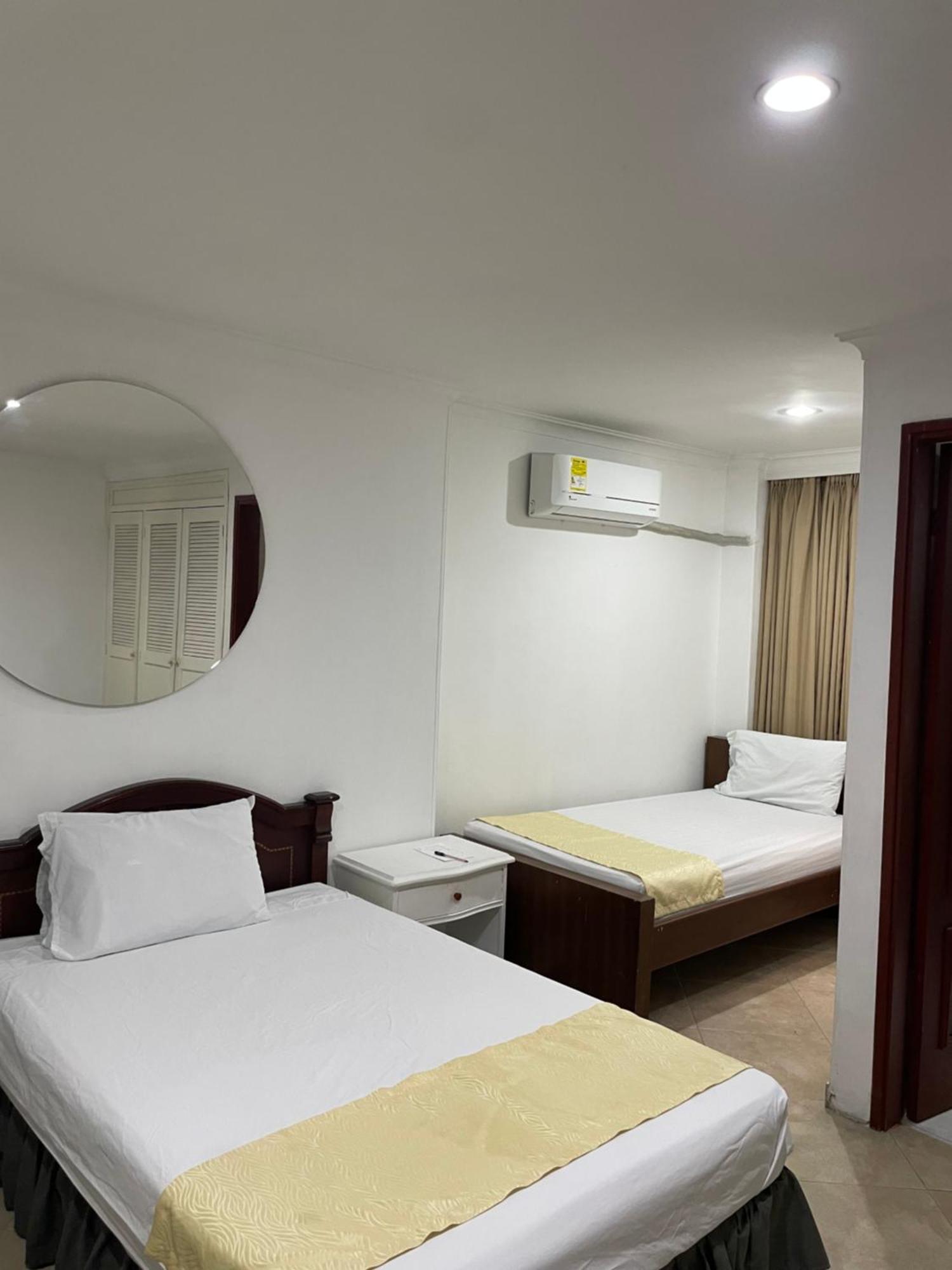 Hotel Prince Plaza Medellin Exterior photo