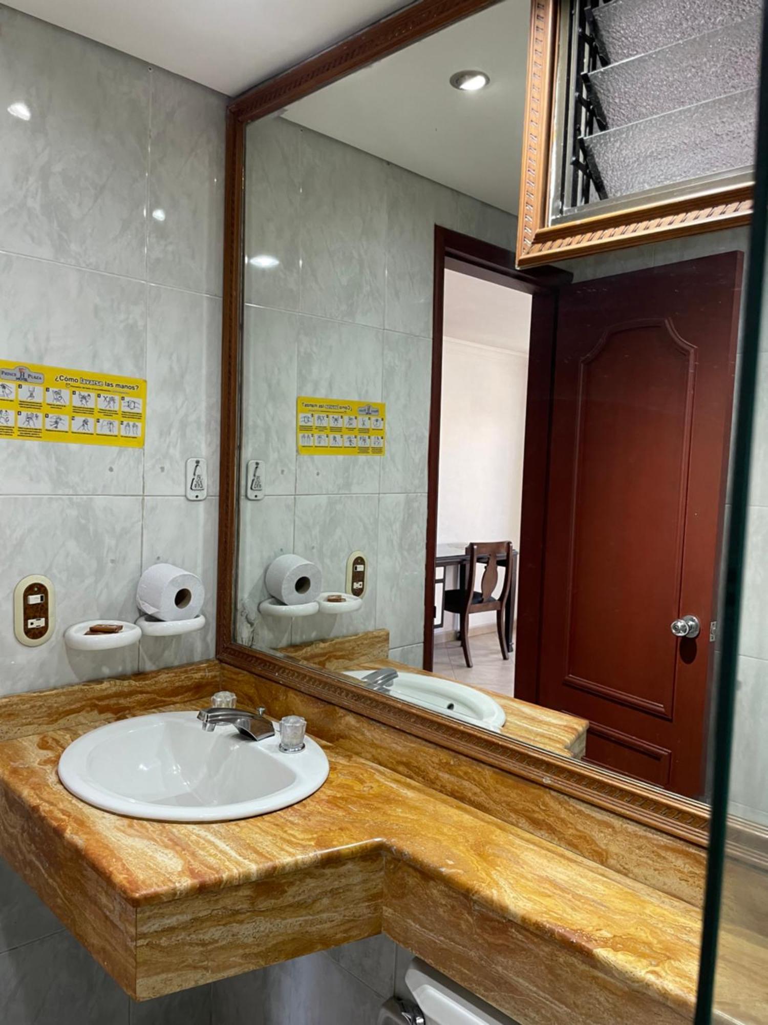 Hotel Prince Plaza Medellin Exterior photo