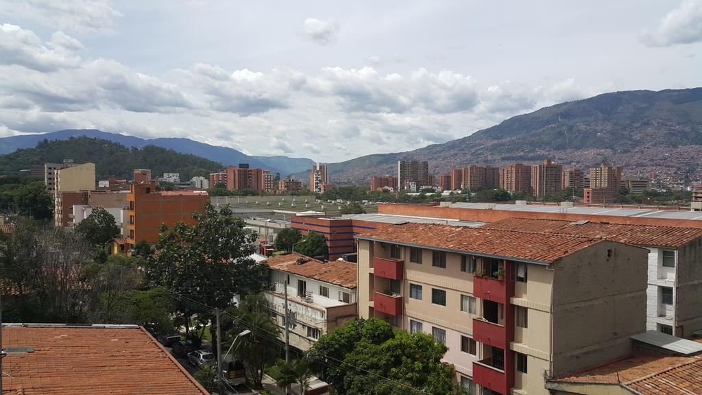 Hotel Prince Plaza Medellin Exterior photo